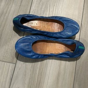 Tieks cobalt blue leather fold-up flats